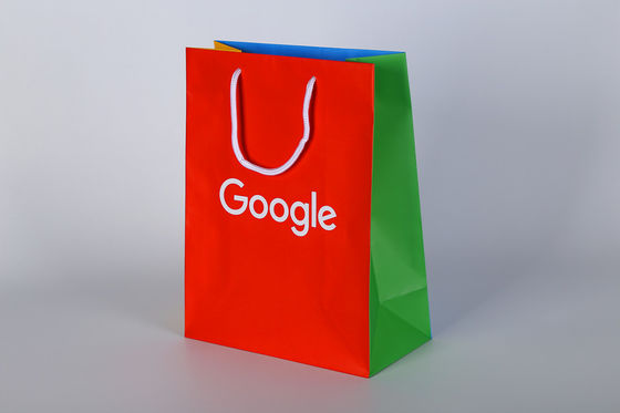 2022 nouveau design sac cadeau en papier imprimé sur mesure avec corde de coton