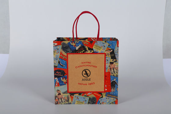 2022 gros sac en papier artisanal design personnalisé sac cadeau en papier imprimé avec corde de coton