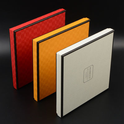 Coffret cadeau en papier rigide personnalisé Lamination brillante pour les écharpes en soie