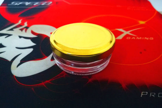 Vente en gros de boîtes de caviar en verre transparentes de 0,5 oz à 15 à 20 grammes avec un couvercle métallique de couleur différente