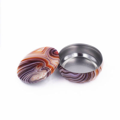 Des boîtes en ferraille métallique de design personnalisé, des petites boîtes rondes métalliques pour emballer des biscuits.